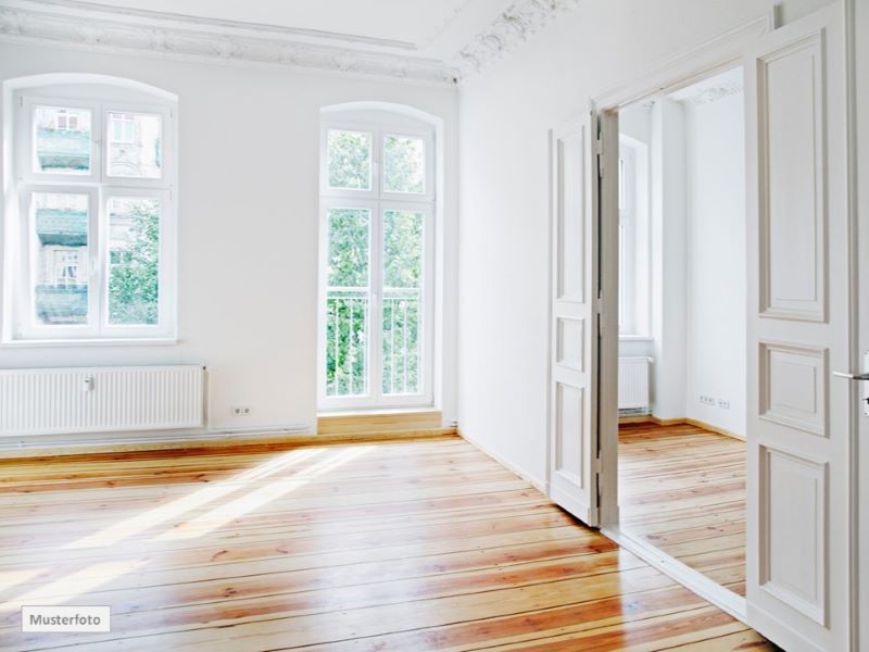 Provi frei 3 Zimmer - Wohnung mit Balkon